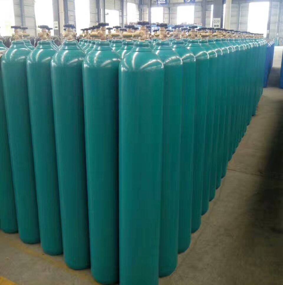 Seamless steel gas cylinder