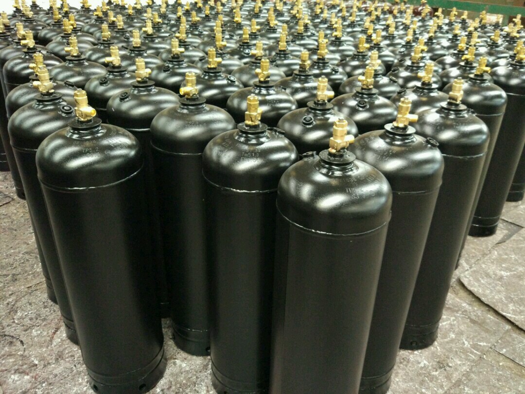 Acetylene cylinder Acetylene cylinder